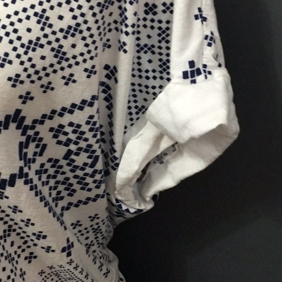 GAP top - Picture 4 of 4